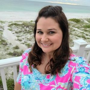 Meet your Posher, Julie